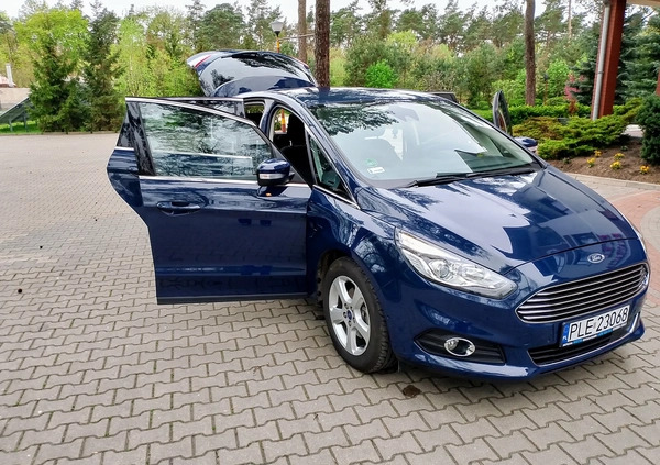 Ford S-Max cena 53900 przebieg: 173500, rok produkcji 2016 z Ujście małe 301